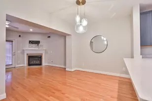 915 Sharkey Ln, Cincinnati, OH 45206 - Photo 10