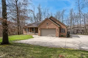 4365 Classic Dr, Blue Ash, OH 45241 - Photo 2