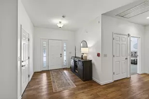 4365 Classic Dr, Blue Ash, OH 45241 - Photo 4