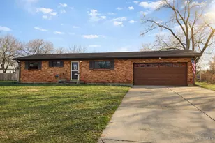 417 Kerry St, Trenton, OH 45067 - Photo 1