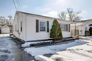 430 Mary Ln, South Lebanon, OH 45065 - Photo 2