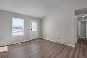 21050 Alpine Dr, Lawrenceburg, IN 47025 - Photo 8