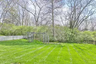 95 E Fountain Ave, Glendale, OH 45246 - Photo 12