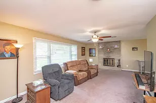 9500 Arnett Dr, Jefferson Twp, OH 45347 - Photo 4