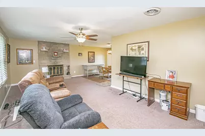 9500 Arnett Drive, Jefferson Twp, OH 45347 - Photo 6