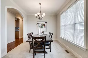 2113 Clough Chase Dr, Anderson Township, OH 45244 - Photo 8