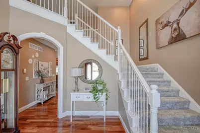 308 Yorkshire Lane, Beavercreek, OH 45385 - Photo 4