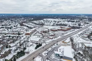 230 Vintage Club Dr, Montgomery, OH 45249 - Photo 32