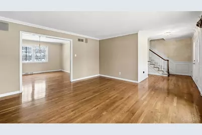 8363 Shadowpoint Court, Montgomery, OH 45242 - Photo 12