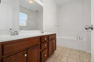 1443 Laurel Park Dr, Cincinnati, OH 45214 - Photo 16