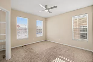 1443 Laurel Park Dr, Cincinnati, OH 45214 - Photo 18