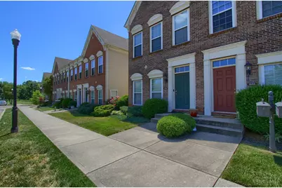 1443 Laurel Park Drive, Cincinnati, OH 45214 - Photo 1