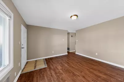 3099 Niagara Street, Cincinnati, OH 45251 - Photo 6