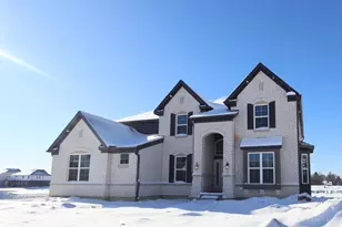 689 Bottega Dr, Washington Twp, OH 45458 - Photo 2