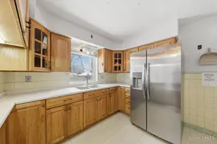 7220 Mar Del Dr, Madeira, OH 45243 - Photo 12