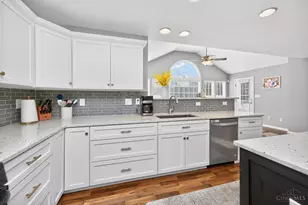 8031 Paradise Cove, Liberty Township, OH 45044 - Photo 12