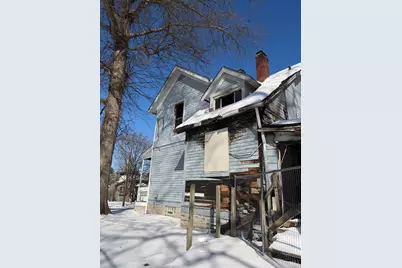 1649 Larch Avenue, Cincinnati, OH 45224 - Photo 4