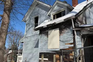 1649 Larch Ave, Cincinnati, OH 45224 - Photo 4