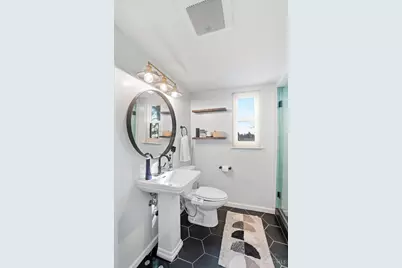 3223 Manning Avenue, Cincinnati, OH 45211 - Photo 38