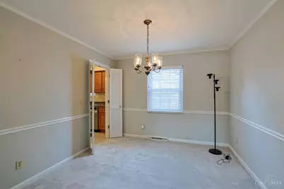 8488 Holiday Hills Drive, Cincinnati, OH 45255 - Photo 10