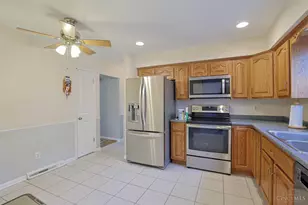 8488 Holiday Hills Dr, Cincinnati, OH 45255 - Photo 14