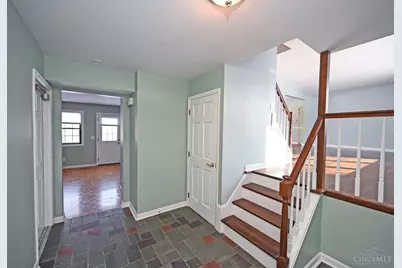 2660 Coshocton Court, Miami Township, OH 45233 - Photo 4