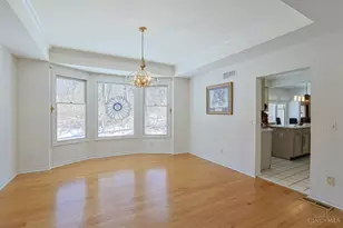 11108 Huntwicke Pl, Blue Ash, OH 45241 - Photo 12