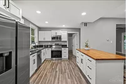 5811 Bramble Avenue, Cincinnati, OH 45227 - Photo 8