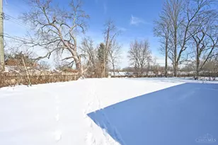 8609 Balboa Dr, Cincinnati, OH 45231 - Photo 24