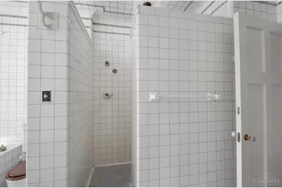 3870 Middleton Avenue, Cincinnati, OH 45220 - Photo 44