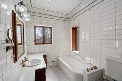 3870 Middleton Avenue, Cincinnati, OH 45220 - Photo 42