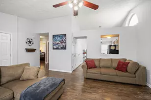 418 Lake Front Dr, Lebanon, OH 45036 - Photo 8