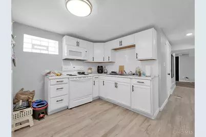 857 Steffen Avenue, Cincinnati, OH 45215 - Photo 16