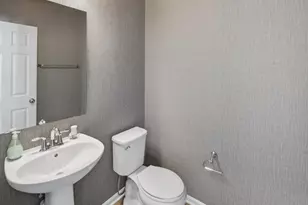 5467 Pacific Crst Ln, Fairfield Township, OH 45011 - Photo 12