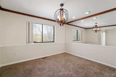 256 Centerbury Court #67, Springdale, OH 45246 - Photo 12