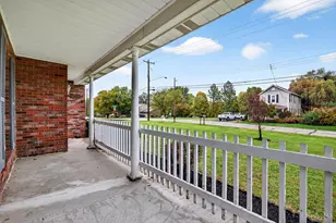 7988 Woodruff Rd, Cincinnati, OH 45255 - Photo 12