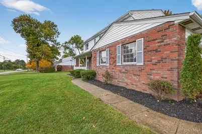 7988 Woodruff Road, Cincinnati, OH 45255 - Photo 8