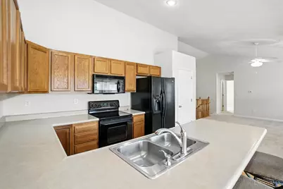 2139 Castle Pines Court, Hamilton, OH 45013 - Photo 10