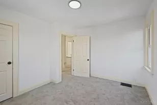 2217 Crane Ave, Cincinnati, OH 45207 - Photo 10