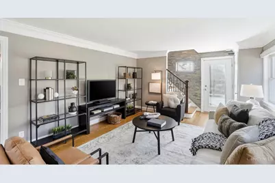 1 Hilltop Lane, Cincinnati, OH 45208 - Photo 8