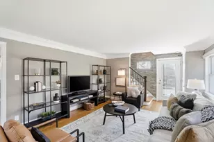 1 Hilltop Ln, Cincinnati, OH 45208 - Photo 8