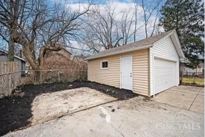 1933 Northcut Avenue, Cincinnati, OH 45237 - Photo 38