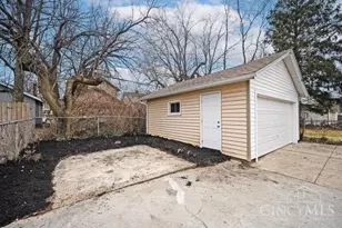 1933 Northcut Ave, Cincinnati, OH 45237 - Photo 38