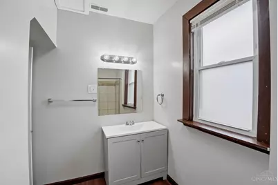 26 Juergens Avenue, Cincinnati, OH 45220 - Photo 34