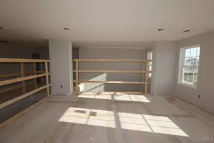 5981 Hawks Ln, Miami Township, OH 45150 - Photo 12