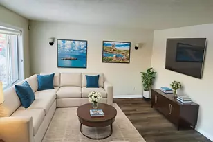 9391 Jericho Dr, Colerain Township, OH 45231 - Photo 4