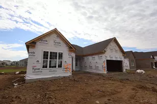 5978 Hawks Ln, Miami Township, OH 45150 - Photo 2