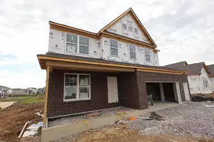 5980 Hawks Ln, Miami Township, OH 45150 - Photo 4
