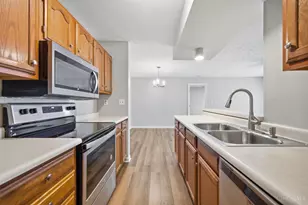 7633 Montgomery Rd, Sycamore Township, OH 45236 - Photo 18