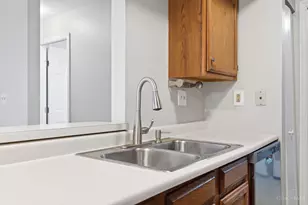 7633 Montgomery Rd, Sycamore Township, OH 45236 - Photo 16